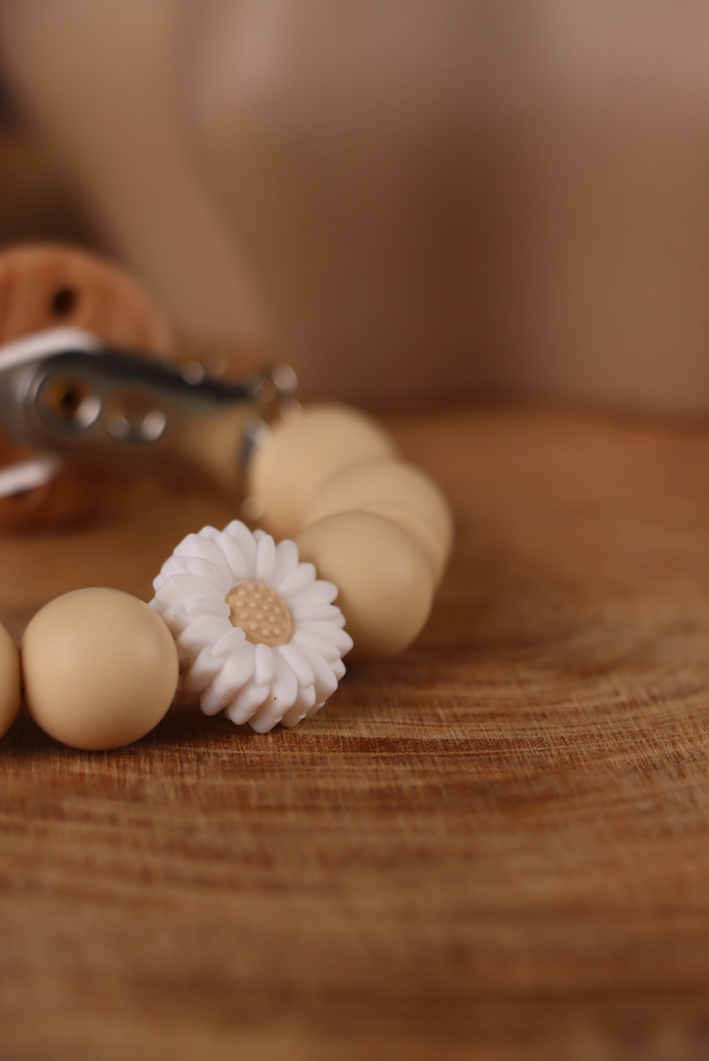 Schnullerkette Beige/weiß- Silikon