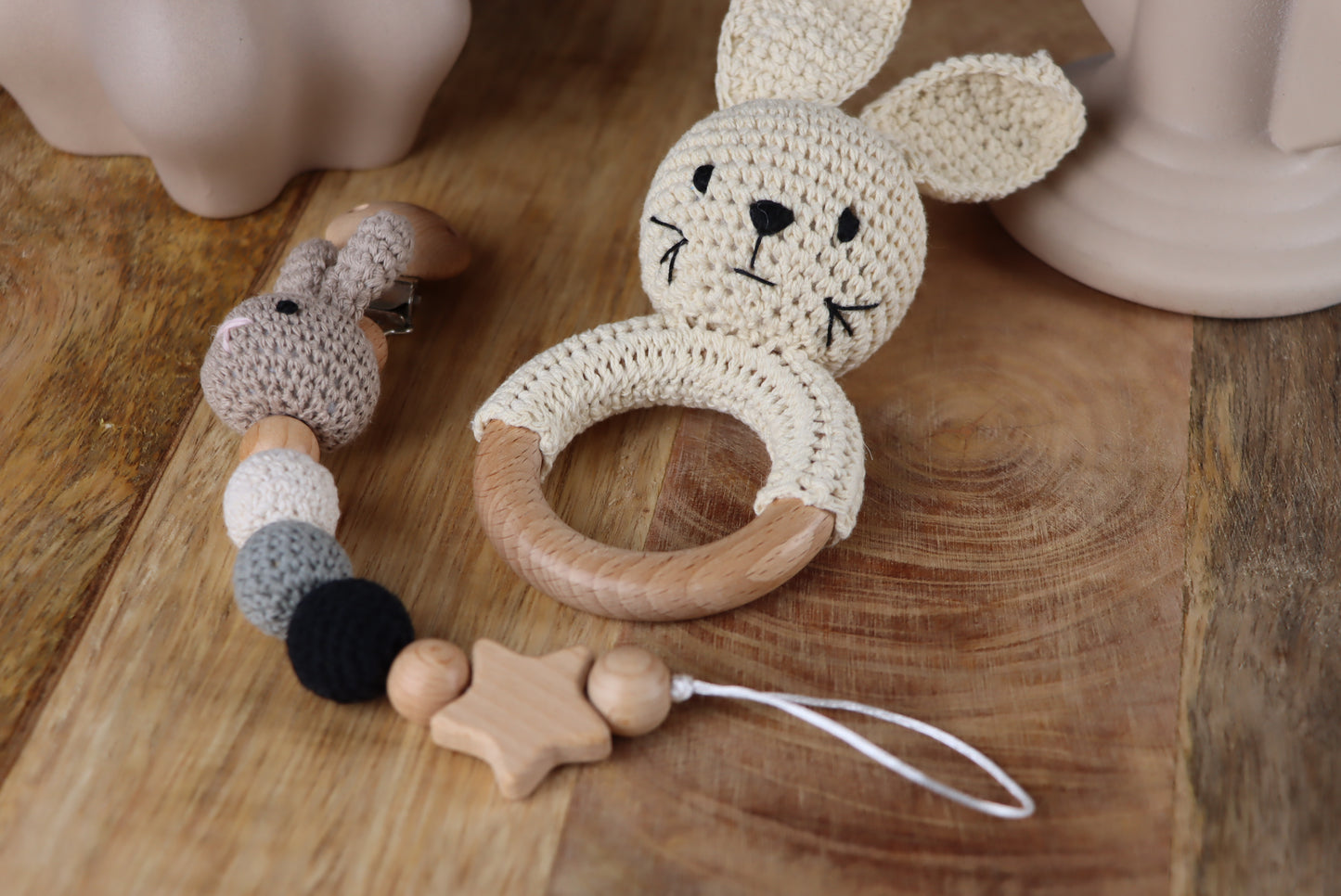 Gehäkelte Hasen-Geschenkset
