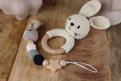 Gehäkelte Hasen-Geschenkset