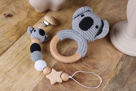 Gehäkelte Koala-Geschenkset